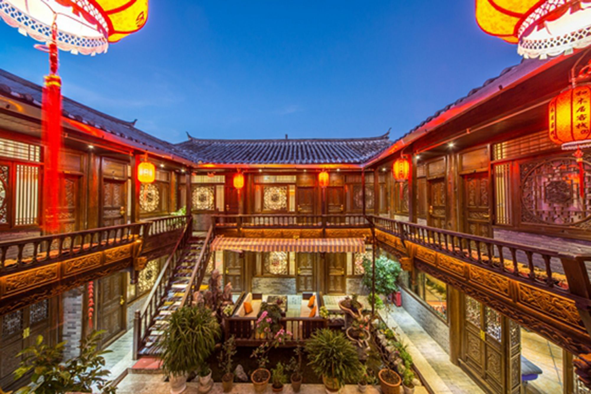 He Mu Ju Inn Zhongyi Branch Lijiang  Exterior foto